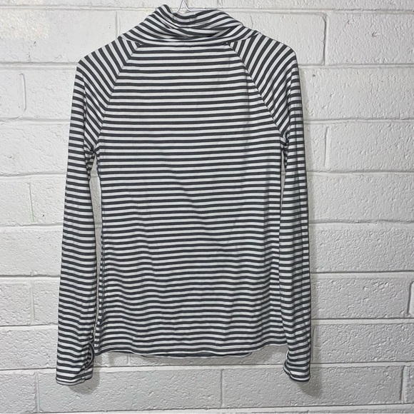 Gap Fit Gray And White Striped Cowl Turtleneck Active Wear Sweater Jacket Shirt - Picture 3 of 7